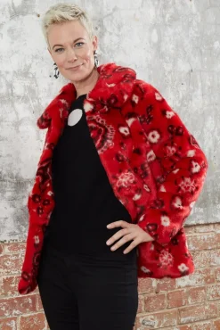 Jakke Tilly Red Paisley Faux Fur Coat* Coats