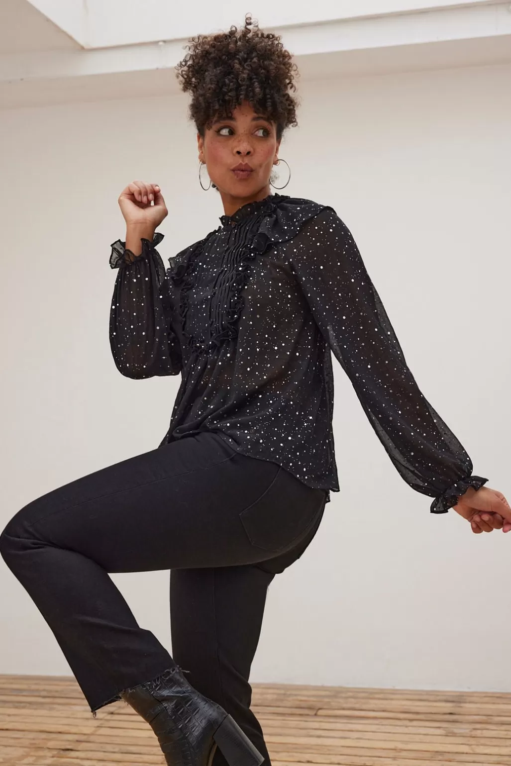 Stella Nova Aise Sequin Black Blouse